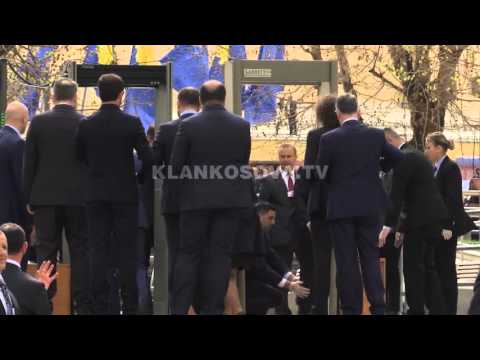 Masat e sigurisë në inaugurimin e Thaçit president - 08.04.2016 - Klan Kosova