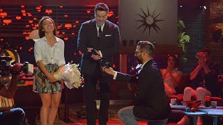 beyaz show ekibinden dilşana sürpriz evlenme teklifi! beyaz show ekibinden dilşana sürpriz evlenme teklifi!