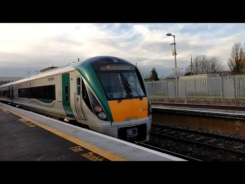TRAINS I Iarnród Éireann/Irish Rail