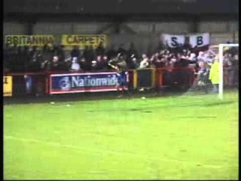 Season 04/05: Northwich Victoria FC vs Stevenage Borough FC