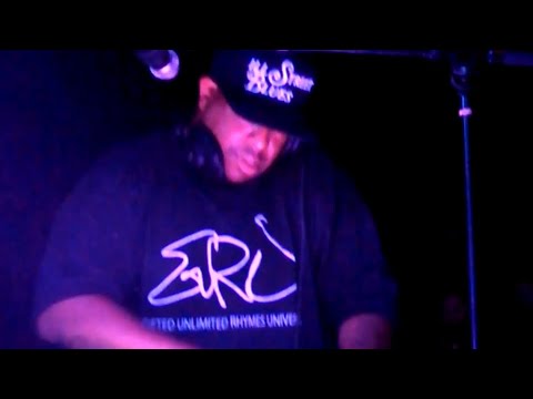DJ Premier - Classic, Iko Iko, Invincible (Live)Chicago, IL 6-17-16 Kanye Nas The Dixie Cups Norega