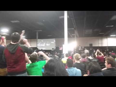 APEX 2015 - aMSa chants (crowd view)