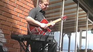 Gibson Les Paul, Gibson ES-339, Orpheus Plovdiv .