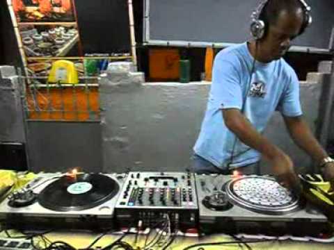 raul dj performance 3