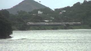 preview picture of video 'MSB-CGL EMU Passing Chengalpattu Lake'