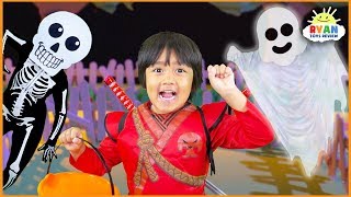 Halloween Songs for Children - Do you want to Trick or Treat Nursery Rhyme!
