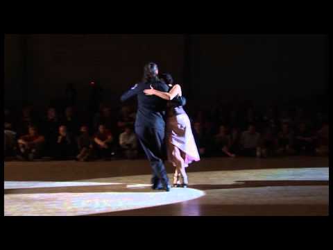 Erna Giachello  and  Santiago Giachello  are  dancing  to  the  milonga  "  Candombeando  "  by  Alberto Castillo  at  Tango Festival St Geniez  in  2013