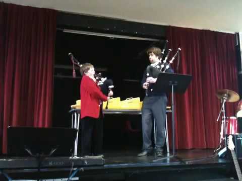 Lawrence and Andrew play Highland Cathedral at Loretto Nipp