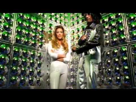 SNOOP DOGG Feat. BOOTSY COLLINS - Undercover Funk - Give Up