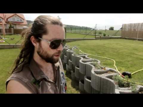 Zahoď mobil - Richard Krajčo hází mobilem