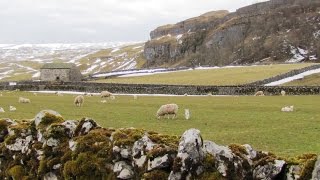 preview picture of video 'Yorkshire Dales Country Walk - Upper Wharfedale - Kettlewell-Arncliffe-Littondale round'