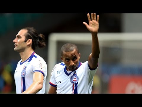 Bahia 3 X 1 Luverdense. Gols de Léo Gamalho, Tiago Real, Paulinho e Willians. (20/5/2015)