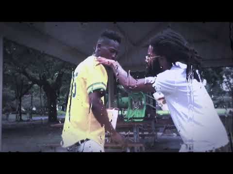 LilOne BiggieSmallz ❌ Hellwenslo Song: A Lil More