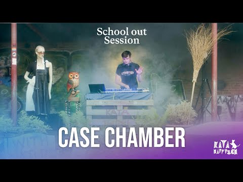 Case Chamber - Schools out Session - KataHaifisch