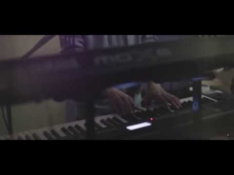 Muthafunk Feat Reggiimental & Matt Henshaw - Think Twice