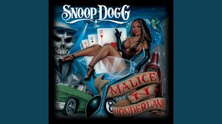 Malice n Wonderland (2009) cover