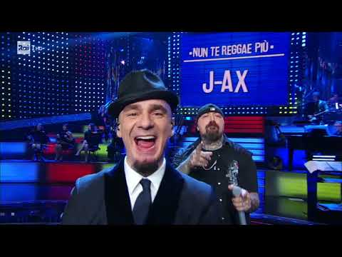 J-Ax canta Nun te reggae più - Celebration 04/11/2017