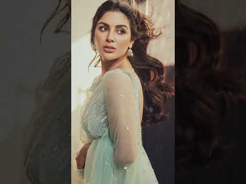 Samyukta Meenon Cool looks in green #samyukta #samyukthamenon_ #samyukthamenon