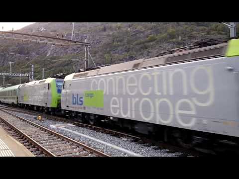 DOPPIA DI 485 BLS CARGO CON RoLa ARRIVA IN STAZIONE A BRIG.(CH) 24 - 4 - 2017