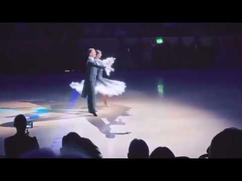 ナターシャ・ポロニーについて詳しく解説