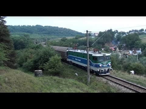 Tren de marfa UNICOM trece prin zona Scheia cu EA759 - 16.08.2015