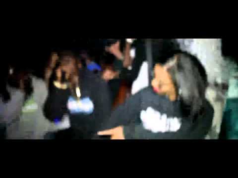 SponTANEous VLOG 2 : Jumpin Off Da Porch [Live Performance]