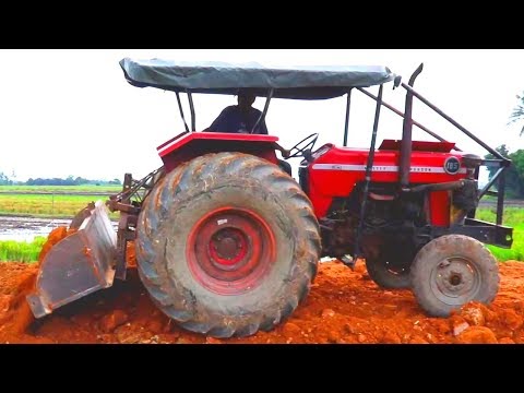 , title : 'Tractor Massey Ferguson Menolak Dan Meratakan Tanah Batu'