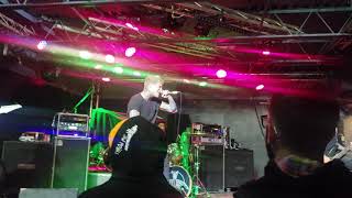 Capture - Ladies and Gentlemen.. I Give You Hell Live