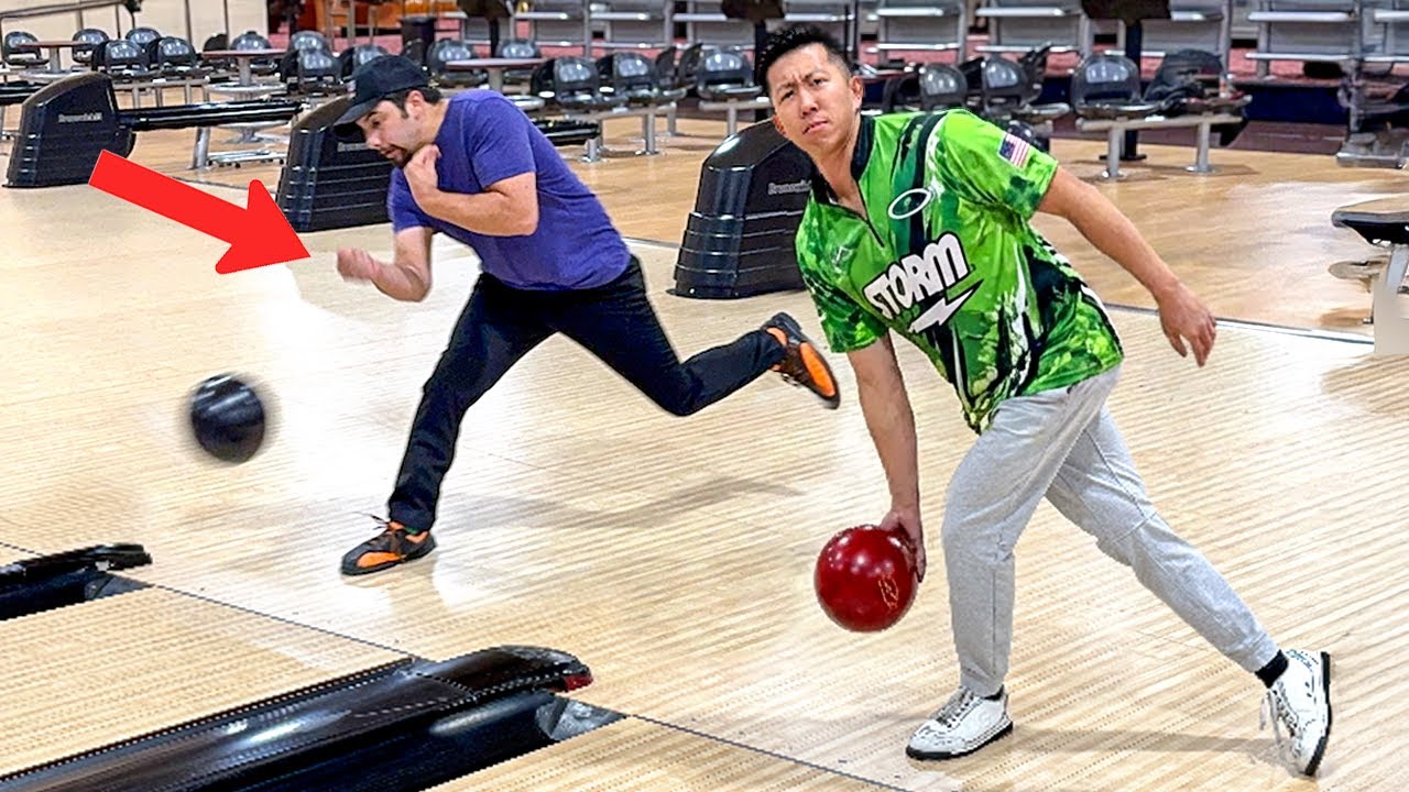 I Bowled Against The Guy Who Throws Overhand!