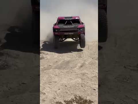 Look at my King shocks go to work 🔥😍 #Trophytruck #racing #offroad #Baja1000 ￼￼