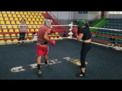 Round 1. Sparring, María Fernanda Jiron vs Julio Aguirre, jueves 12 mayo 2022. Gimnasio Nicarao