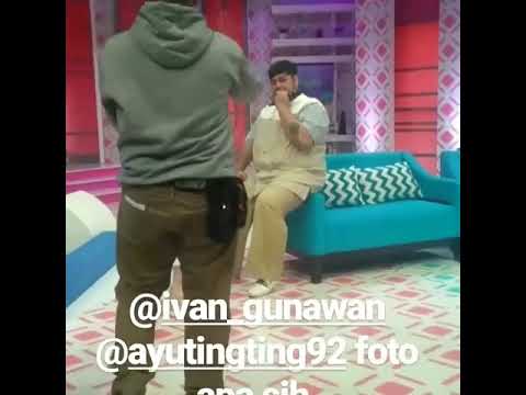 FOTO MESRA AYU TING TING DAN IGUN