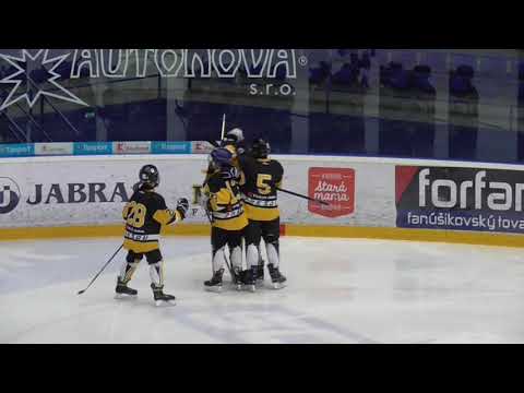 HK ŠKP Poprad vs Prešov Penguins   4 : 2   (0:1, 3:1, 1:0)