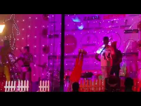 Prestation de Koro Zint  au Festival  Kafosi   Ouziba