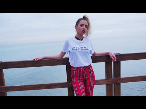 Art&Dust (abbigliamento brand) - Angie Colautti