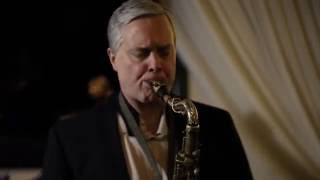 Saxophonist Paul Carlon live at Alvin and Friends