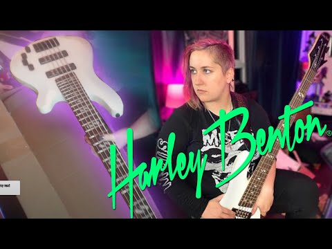 Harley Benton B-550 5 String Unboxing