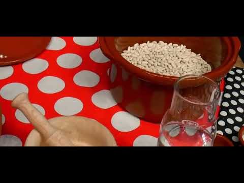 MAUI  |  ‘Domingos de Vermut y Potaje’, un espectáculo gourmet, musical y teatral