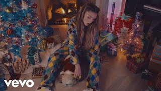 Grace Gaustad - Have Yourself A Merry Little Christmas (Official Video)
