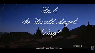 Hark! The Herald Angels Sing Traditional Christmas song with Lyrics