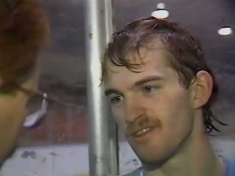 Buffalo Sabres Jacques Cloutier takes over for Darren Puppa January 1989.