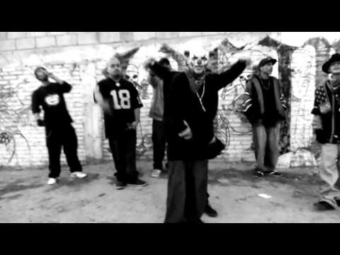 El juego de la vida - Familia Payaso Feat Ese Joker (video oficial)