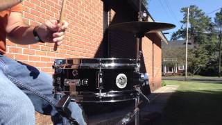 Video thumbnail for Pearl M-80 Snare Drum Sound Review by mattdudleydrumming