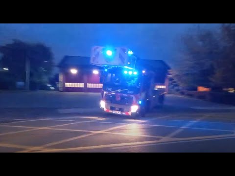 *TWO-TONES* Manchester Central Fire Station TL Turnout