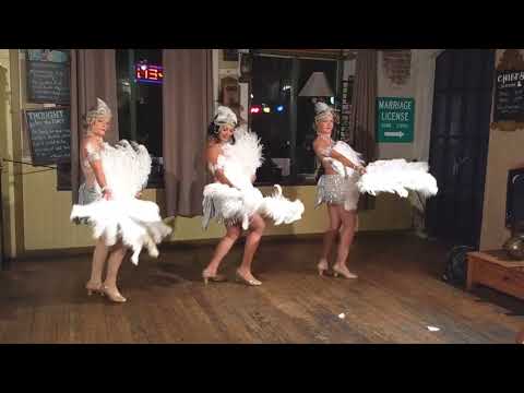 Egyptian Fantasy Feather Fan Dance - Babylon Babes 2018 - Comma Coffee