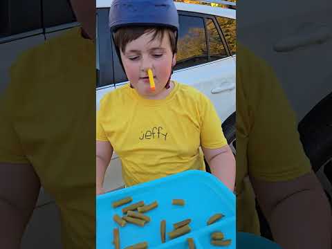 Jeffy hates green beans, daddy! #31daysofhalloween #jeffy