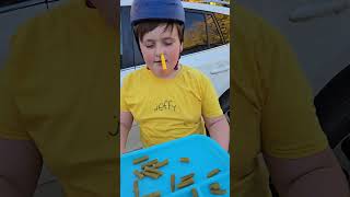 Jeffy hates green beans, daddy! #31daysofhalloween #jeffy