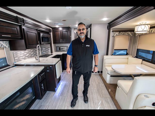 Preview image of 2019 Dynamax DX3 37TS (17U221336) youtube video