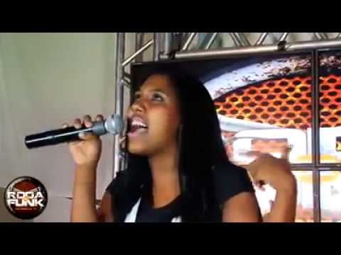 Tô Fazendo Amor Com A Favela Toda - Mc Jessica