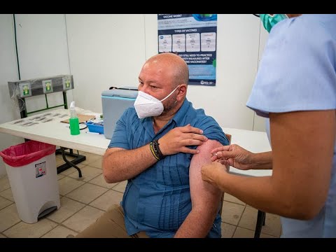 Minister of Health and his Staff Vaccinated